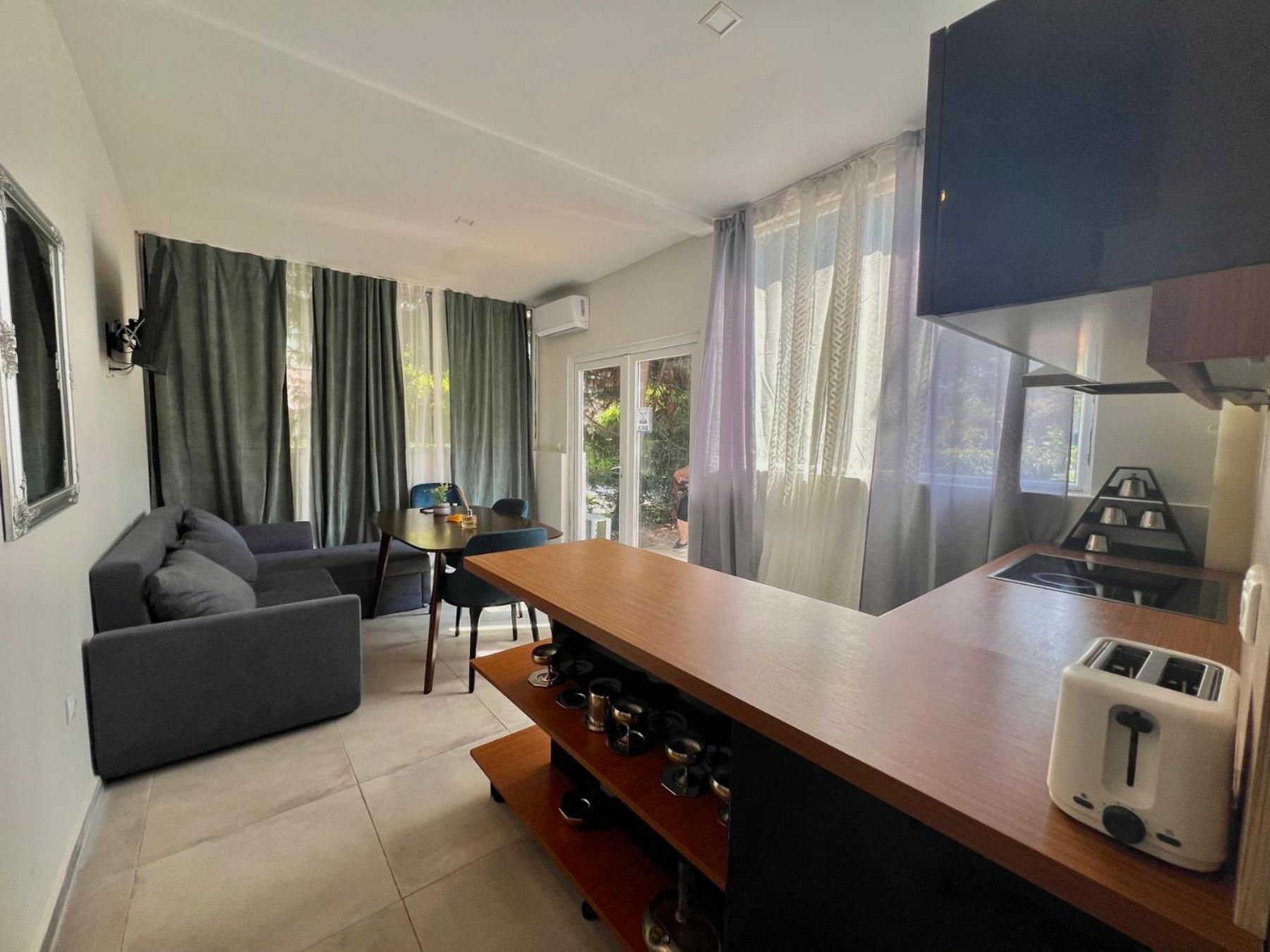 Kiara Apartments Άγιος Κωνσταντίνος και Ελένη Εξωτερικό φωτογραφία