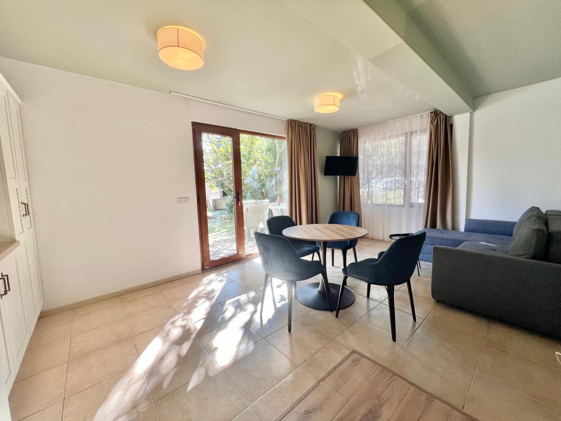 Kiara Apartments Άγιος Κωνσταντίνος και Ελένη Εξωτερικό φωτογραφία